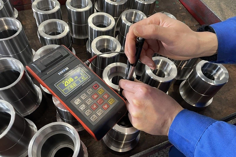 Hand-Held Hardness Tester XPT500 Hand-Held Hardness Tester XPT500